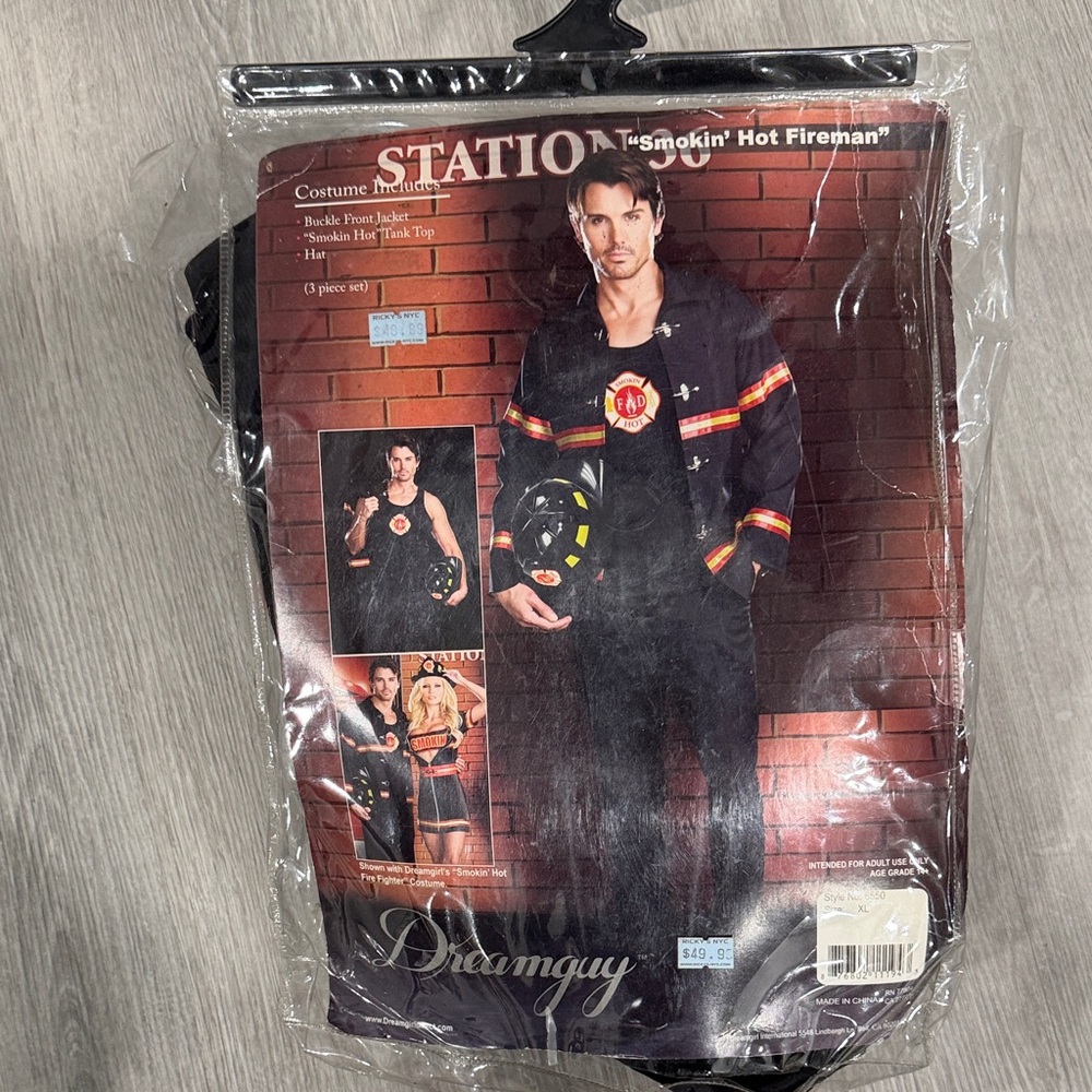 Men’s "Smokin' Hot Fireman" Costume - Black and Red sz XL